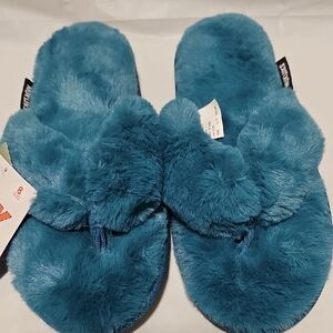 Muk Luks Fuzzy Blue Slippers